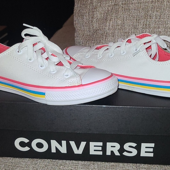 Converse Girll Shoes - Picture 3 of 3